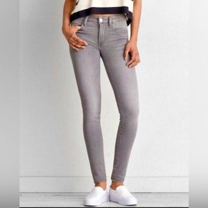 American Eagle Grey Skinny Jeans Size 2